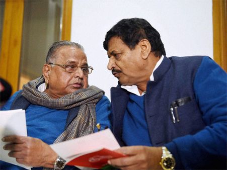 SP splits: Shivpal Yadav floats 'Samajwadi Secular Morcha' under Mulayam