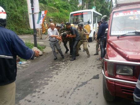 Army deployed in Darjeeling after violence by GJM supporters