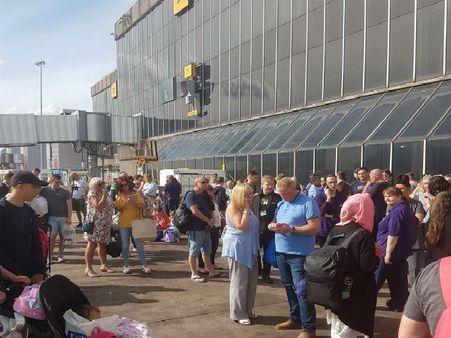 Manchester airport terminal evacuated after suspicious bag found