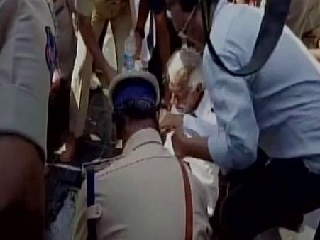 Telangana Deputy CM faints during formation day celebrations