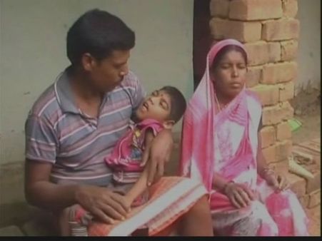 Help this Chhattisgarh couple to treat their two disabled children