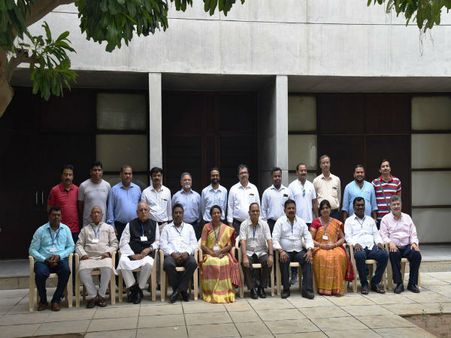 Jharkhand ministers turn ‘students’ to pick up best leadership skills at IIM-A