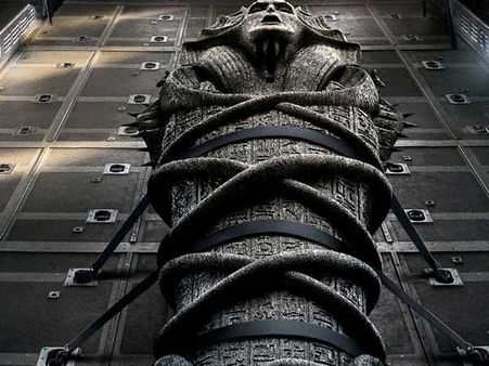 China unearths 1,700 year-old mummy, still in 