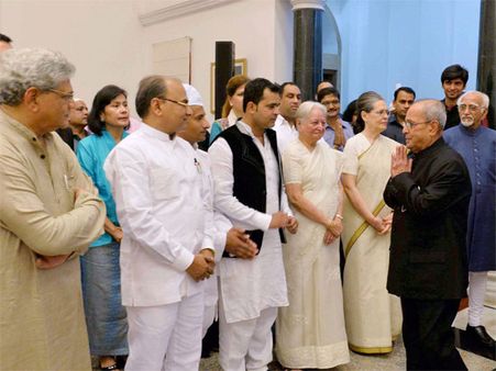 Iftar at Rashtrapati Bhavan; Central ministers skip