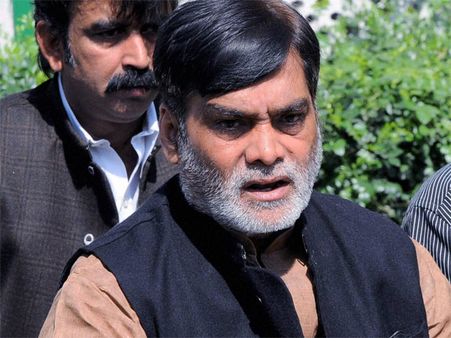 Center may stop funds if names of central schemes changed