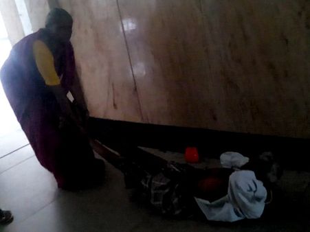Denied a wheelchair, woman forced to drag ailing husband in Karnataka hospital