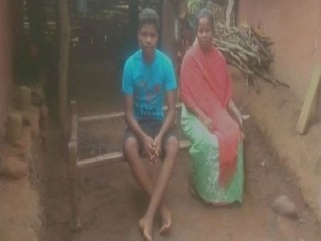 In Naxal-hit Dantewada, Chhattisgarh, wood seller mother scripts son’s IIT success