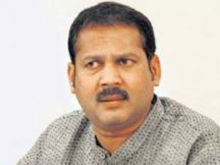 Extortion case: NCP MP Udayanraje Bhosale surrenders in police station