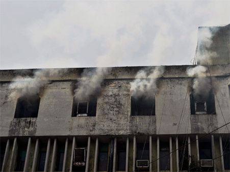 Delhi: Four killed as fire breaks out in house