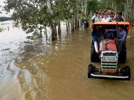 Flood situation in Bengal grim, death toll rises to 28; rain batters Rajasthan