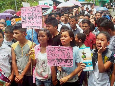 Fast-unto-death begins to give impetus to Gorkhaland movement