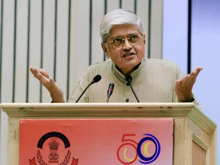 Shiv Sena slams Sonia for making Gopalkrishna Gandhi as vice-presidential nominee