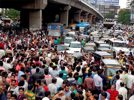 GST effect: Surat textile traders call off strike after Centre's assurance