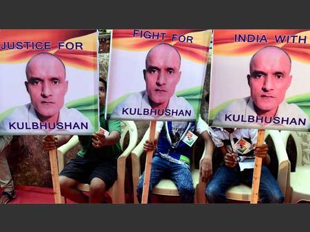 Pakistan 'considering' visa for Kulbhushan Jadhav's mother
