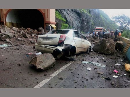 Landslide blocks national highway 55 in Darjeeling Hills