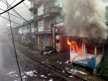 Emminent personalities write to PM Modi against Gorkhaland demand