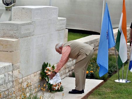 Modi, Israeli PM lay wreaths at Haifa Indian Cemetery