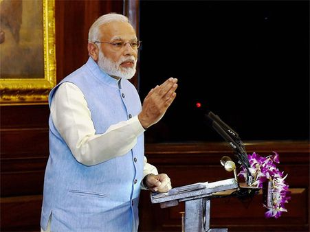 Gita has 18 chapters, GST a reality after 18 meetings: Modi