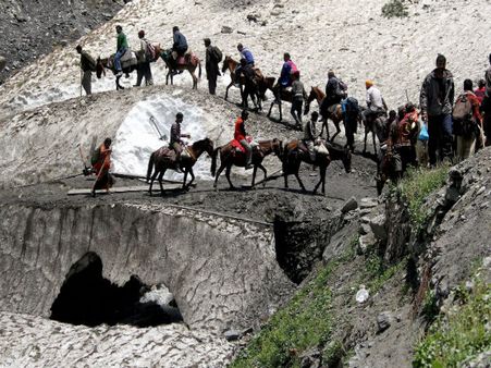 Amarnath Yatra: 673 pilgrims leave for shrine
