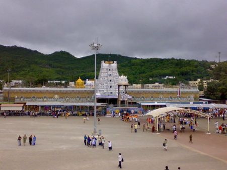 Allow Tirupati temple to exchange Rs 8.29 crore old notes says plea in SC