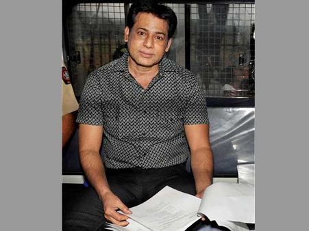 Gangster Abu Salem sends legal notice to makers of 'Sanju' movie