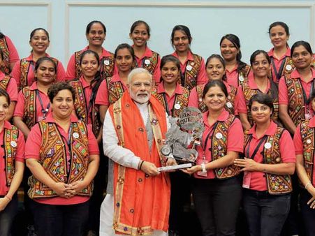 ‘Biking Queens’ promoting <i>Beti Bachao, Beti Padhao</i> campaign call on PM Modi