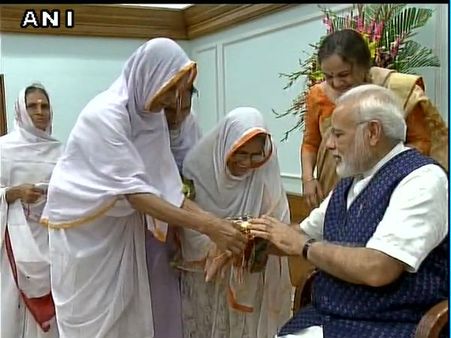 How politicians celebrated Raksha Bandhan this year