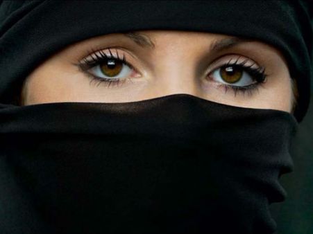 Now, a <i>Fatwa</i> that prohibits Muslim women from marrying bank employees