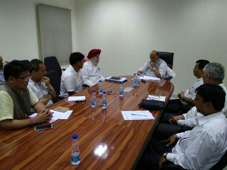 Meeting between Rajnath Singh, Gorkha leaders fails to break ice