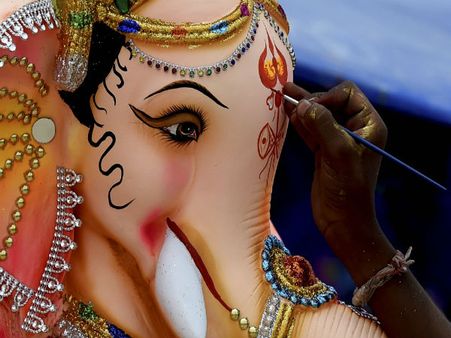 Ganesh Chaturthi 2017: Idols made of cow dung gaining popularity