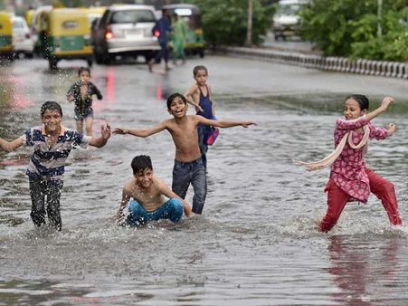 Weather: August 10 forecast, Delhi rains to continue