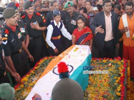 Karnataka promises government jobs to kin of soldiers who are martyred in line of duty