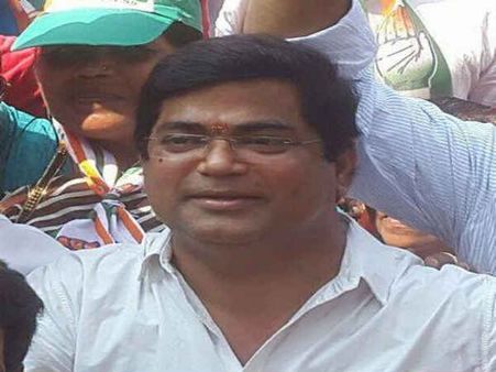 FIR filed against Goa Congress leader Chandrakant Kavlekar, wife in DA case
