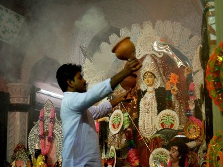 Hills gear up for Durga Pujas despite ongoing indefinite bandh