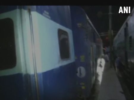 Five empty coaches of Sealdah express derail in Jammu