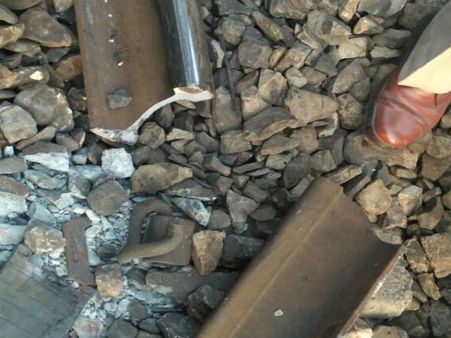 UP: Seven coaches of Shaktipunj Express derail in Obra