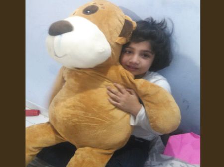 Sushma Swaraj grants medical visa to 7-year-old Pakistani girl for open heart surgery in India