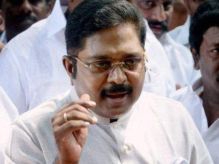AIADMK disqualification plea: Case will be heard by new judge of Madras HC says Supreme Court