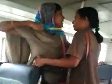 Woman cop thrashes female bus conductor for being asked to pay for bus ticket