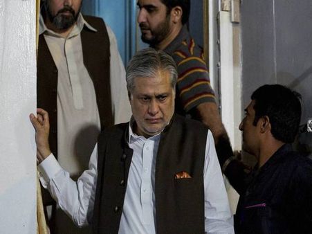 Panama Papers probe: Pak's FM Ishaq Dar appears before anti-corruption court
