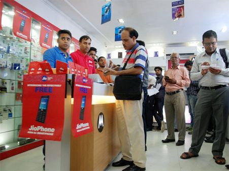 Jio Phone delivery status: Here is when you will get it