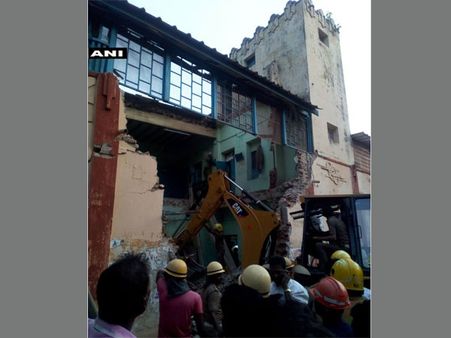 Tamil Nadu: 8 killed as roof of restroom collapses in Nagapattinam