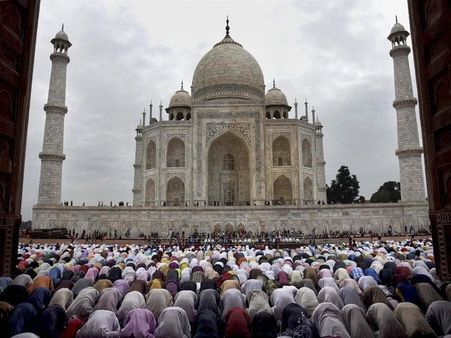 Kerala Tourism thanks Taj Mahal for inspiring millions and Twitterati is loving it