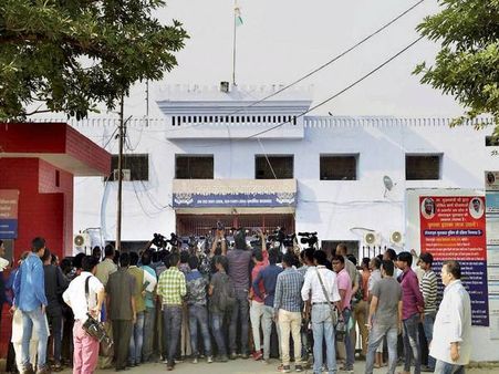 After release, Talwars likely to go to Nupur's father's place