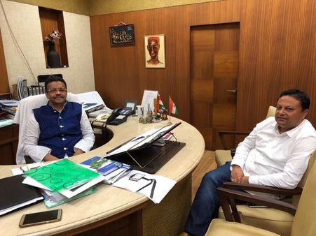 Hill tea gardens of North Bengal to get health centers, MR shops and labour department offices