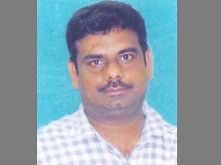 Chairman of Bhadreswar Municipality of West Bengal shot dead