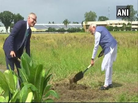 PM inaugurates 'Shri Narendra Modi Resilient Rice Field Laboratory' in Philippines