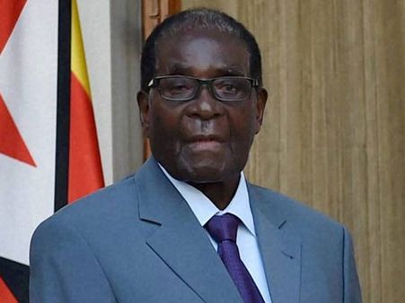 Zimbabwe: Robert Mugabe detained as military take over Harare