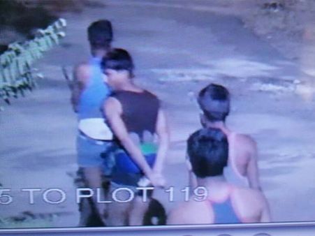 Hyderabad's 'Chaddi-baniyan gang' caught on CCTV, police ask citizens to keep vigil