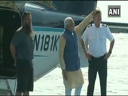 Modi reaches Dharoi Dam in seaplane, visits Ambaji temple